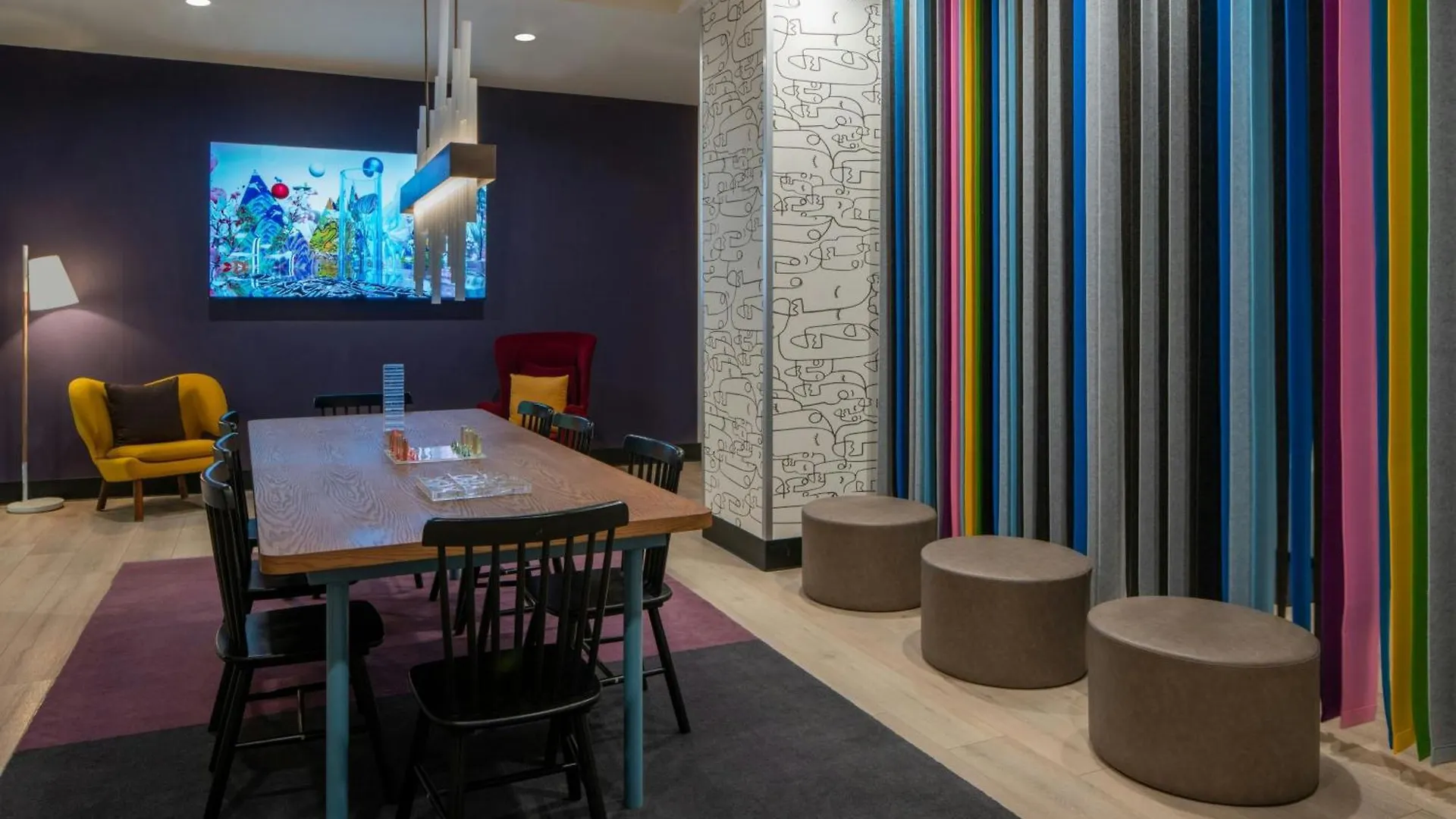 Aloft Memphis Downtown Hotel