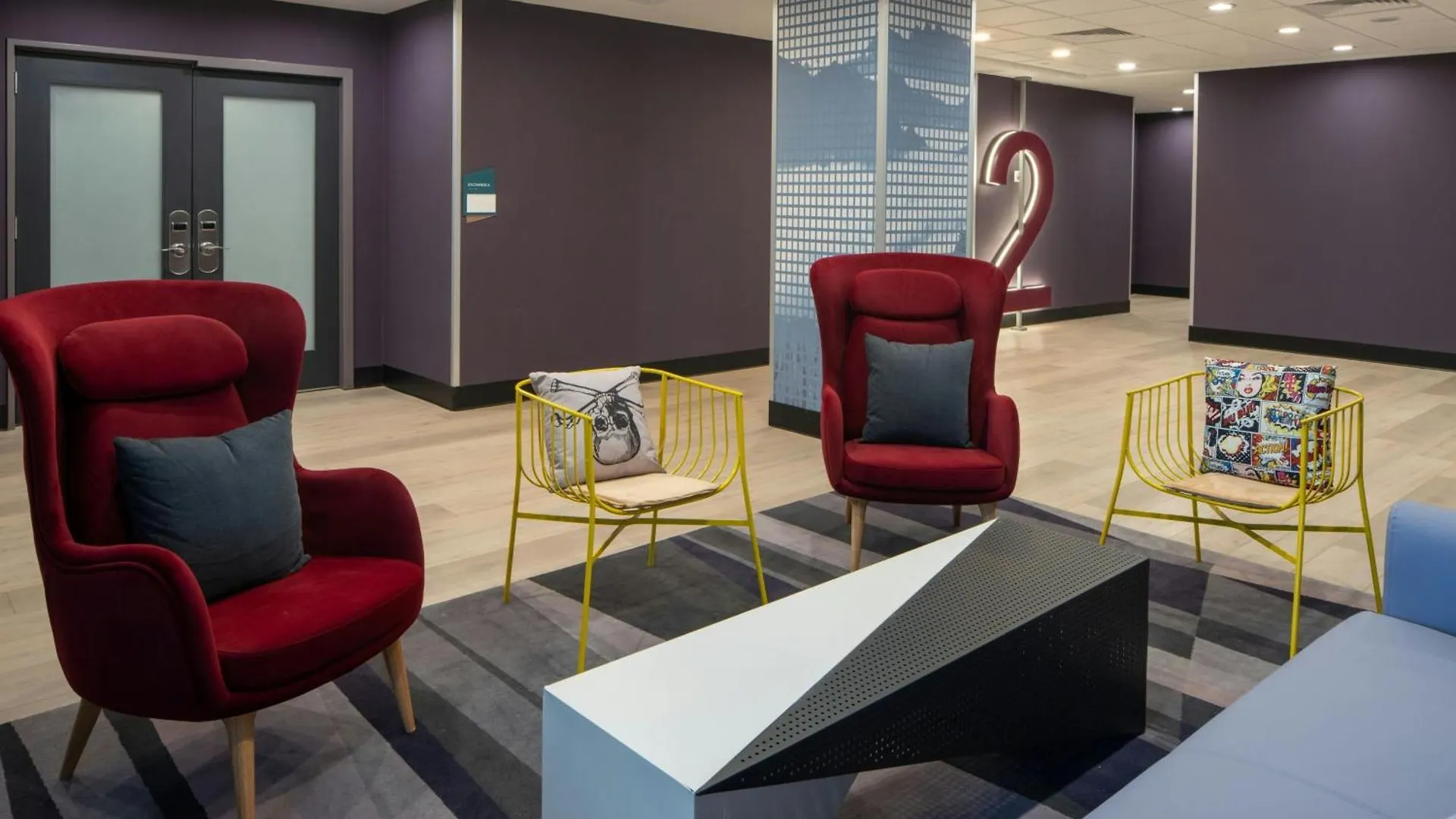 Aloft Memphis Downtown Hotel