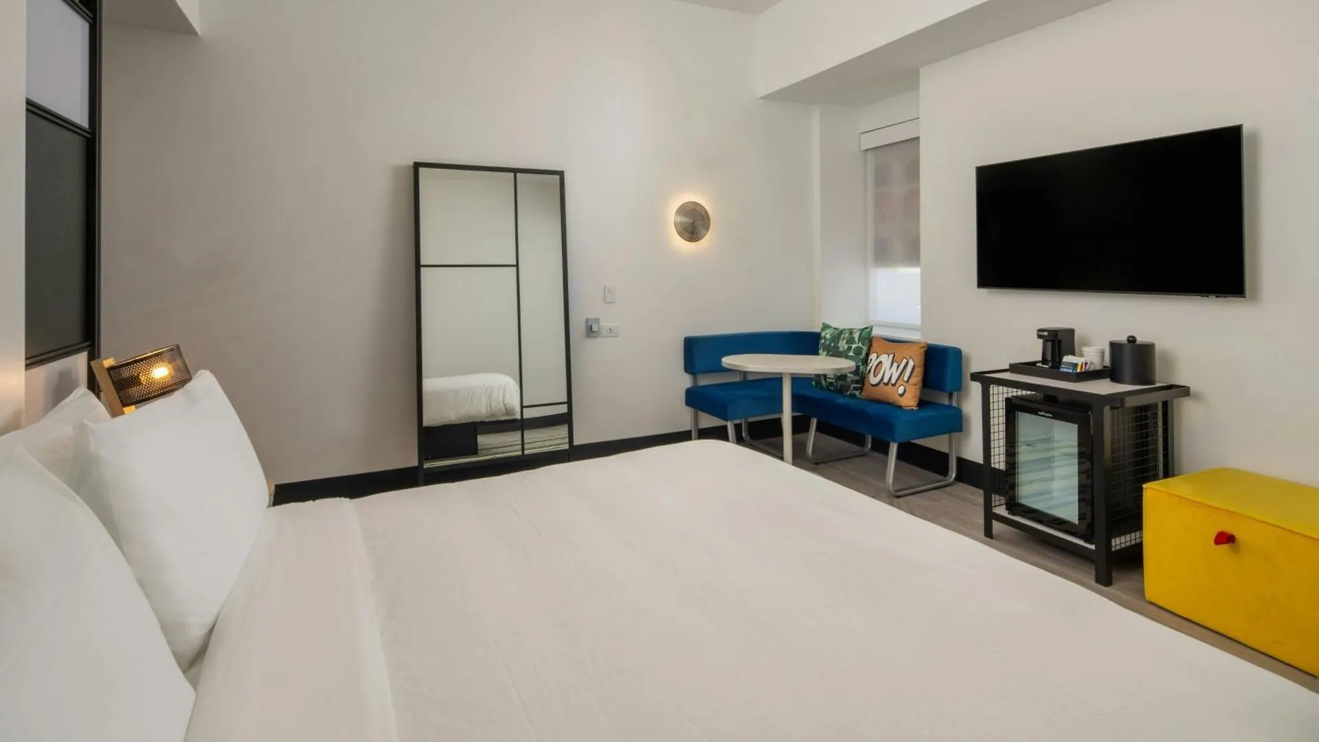 Aloft Memphis Downtown Hotel